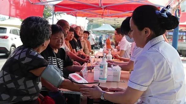 东平县中医院:中秋赶大集 义诊护民生